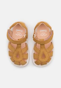 Camper BICHO  - Sandaalit nilkkaremmillä - brown