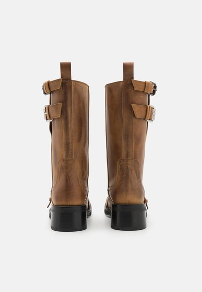 MOSCHINO STIVALE DONNA - Botas camperas - brown
