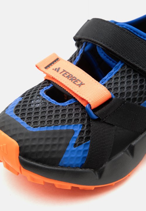 adidas HYDROTERRA UNISEX - Walking sandals - core black/power blue/impact orange — foto 6