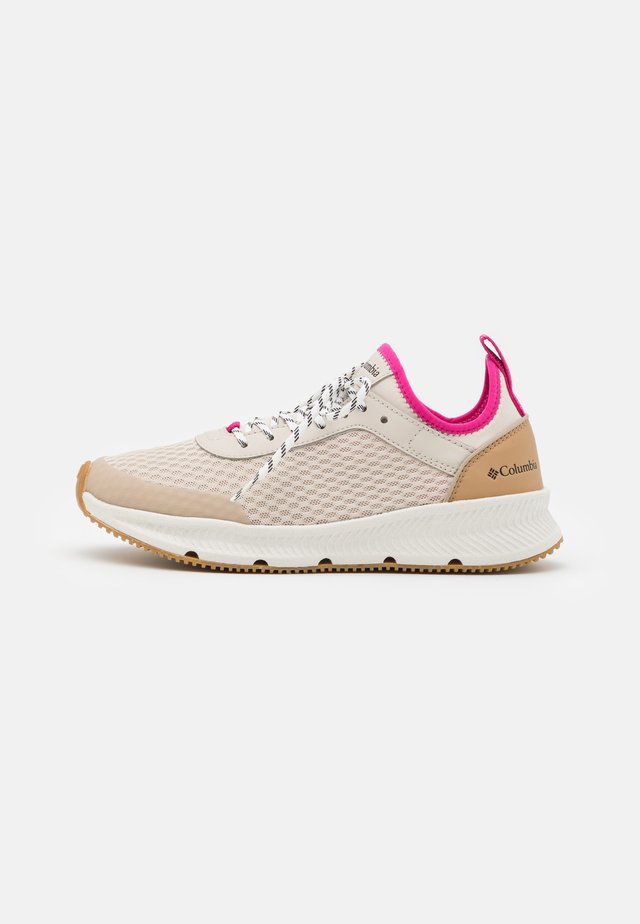 SUMMERTIDE - Outdoorschoenen - dark stone/haute pink