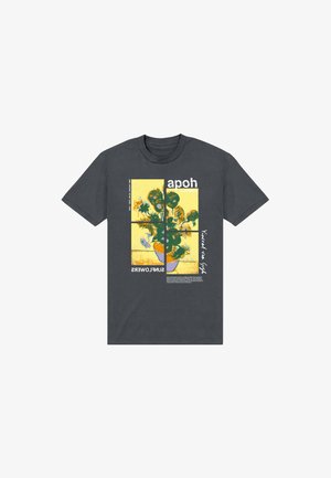 Dunkelgraues Baumwoll-T-Shirt mit einem bedruckten Design von Sonnenblumen auf gelbem Hintergrund, mit Text und Grafiken in verschiedenen Farben.