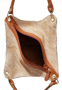 Woven straw handbag z brązowymi skórzanymi akcentami, z suwakiem i złotymi elementami. Wnętrze wyłożone brązową tkaniną, przestronny design.