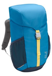Sininen reppu, jossa keltainen etuhihna ja harmaat pehmustetut olkahihnat, mustat verkkosivutaskut ja Jack Wolfskin -logo etuosan alareunassa oikealla.