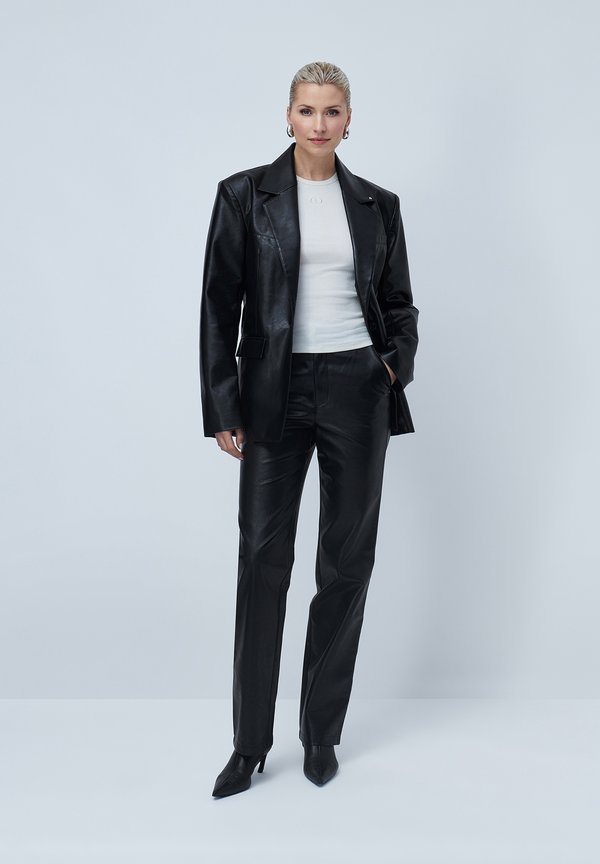 STUDIO INSA - Faux leather jacket - schwarz