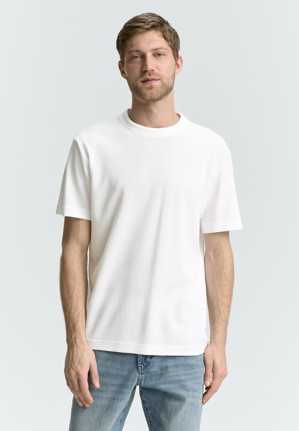 MIT STRUKTUR - T-Shirt basic