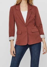 Vero Moda Blejzr - brown
