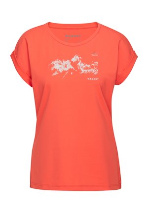 Korallenfarbenes T-Shirt aus weichem Stoff, mit umgeschlagenen kurzen Ärmeln und einem weißen Berggrafik. Markenlogo auf der Vorderseite.