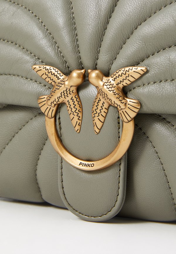 LOVE PUFF MINI - Cross body bag4