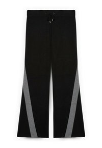 Zwarte wijde broek met een koord in de taille, voorzien van grijze diagonale strepen aan de zijkanten, gemaakt van een zachte, gestructureerde stof.