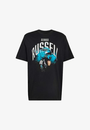 Musta puuvillainen t-paita, jossa on sinisen kilpa-ajokypärän graafinen kuva ja valkoisella ja turkoosilla tekstillä "George Russell". Lyhyet hihat, pyöreä pääntie.