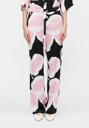 DIANE - Pantalones - paper sun/giant pink/lavender