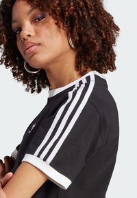adidas Originals ADICOLOR CLASSICS 3-STRIPES - T-shirt z nadrukiem