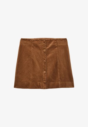 Mini jupe en velours côtelé marron avec une coupe droite, dotée de six boutons sur le devant, d'une surface texturée et de détails cousus le long de l'ourlet.