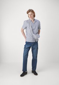 Selected Homme SLHRELAXSUN SHIRT RESORT - Cămașă - sky captain
