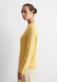 Marc O'Polo RAGLAN LONGSLEEVE ROUND NECK - Pulover - creamy yellow