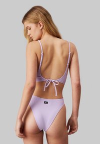 Calvin Klein Swimwear TIE BACK ONE PIECE - Plavky - pastel lilac