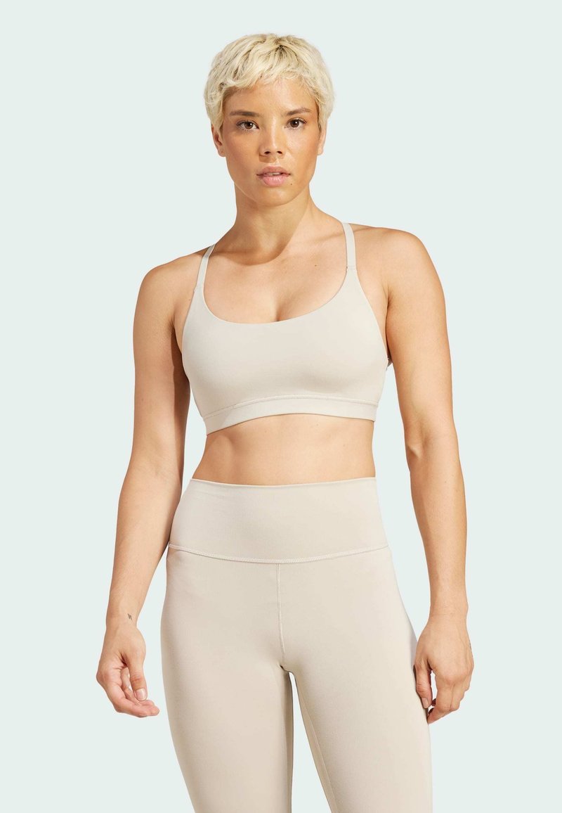 adidas Performance ALL ME - Sujetadores deportivos con sujeción ligera - beige