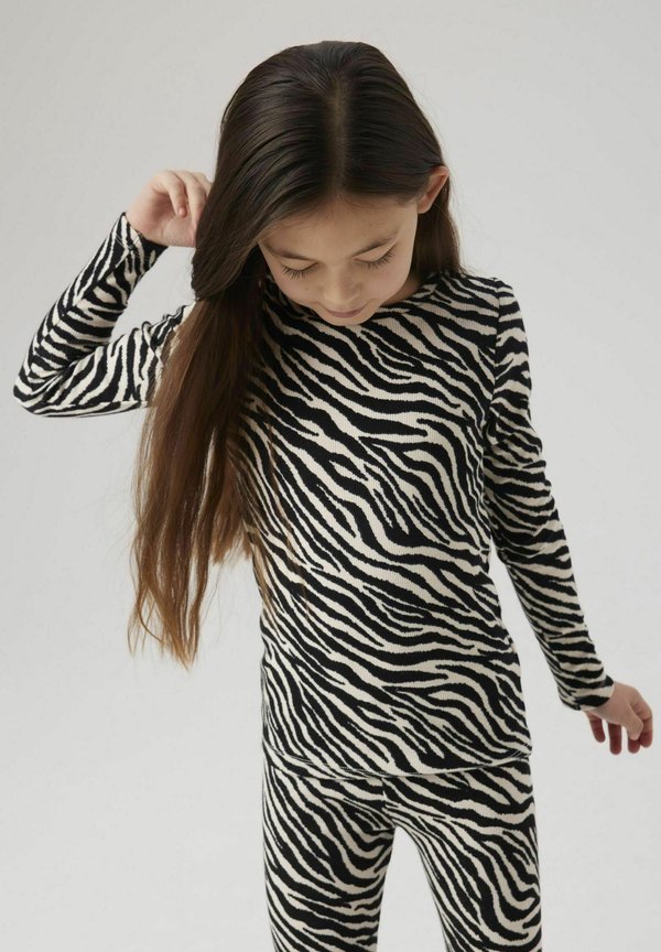 PRINT - Strickpullover - buttercream