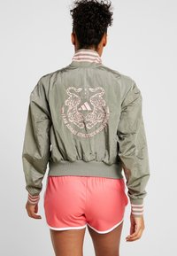 adidas Performance Chaqueta de entrenamiento - green