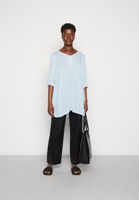 Kaffe KAAMBER V-NECK - Túnica - cashmere blue