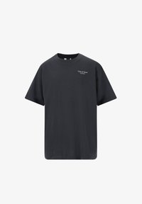 Ei valittu, 2101 dark sapphire