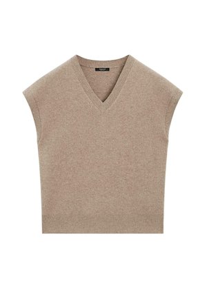 Beige gebreide mouwloze sweater vest met V-hals en geribde randen, plat gelegd op een witte achtergrond.