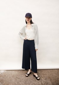 ARMEDANGELS KAARO LINO - Broek - night sky