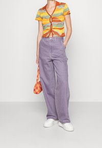 Wrangler Relaxed fit -farkut - lilac