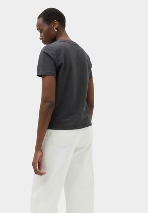 Marks & Spencer, - T-shirt z nadrukiem