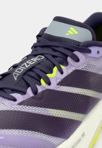 adidas Performance ADIZERO BOSTON 13 - Scarpe da corsa su strada - powder plum/aurora plum/preloved violet