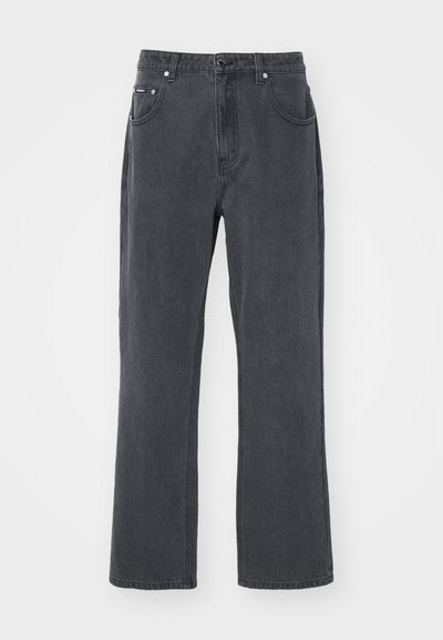 Jeans din denim gri închis cu un design drept, configurare cu cinci buzunare și închidere cu buton metalic. Textură moale și detalii minime.