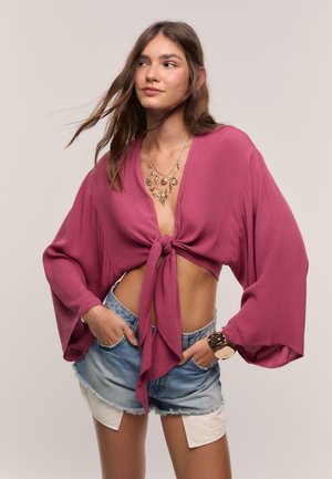 Stradivarius FLOWING WITH KNOT DETAIL - Blouse - pink