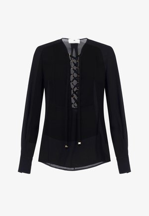 Schwarze Bluse mit langen Ärmeln und Schnürverschluss, ausgestattet mit goldfarbenen Hardware-Details und einem weichen Stoff. Abgerundeter Saum und taillierte Passform.