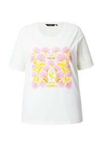 T-shirt en coton blanc à manches courtes, arborant un imprimé floral coloré en rose et jaune, accompagnée du texte "Fiesta de las Flores 19:37."