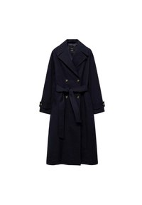 Trench-coat bleu marine avec un design croisé, un large col, une taille ceinturée et des poignets boutonnés. Fabriqué dans un tissu lisse et résistant.