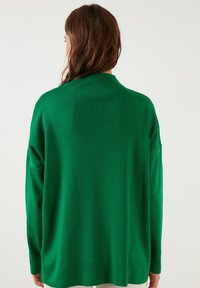 LELA Pulover - benetton