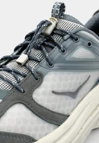 HOKA BONDI B3 UNISEX - Tenisky - alabaster/astroid