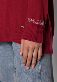 Pepe Jeans Sweter