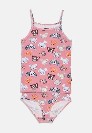 Rosa bomulls tanktop og shorts sett med forskjellige dyreansiktstrykk i flere farger. Tynne stropper, myk tekstur og elastisk liv. 