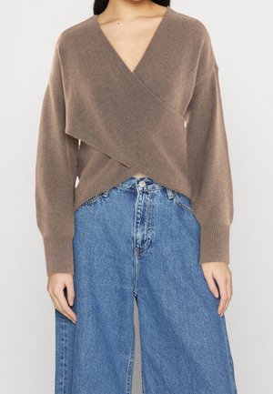Pullover - brown