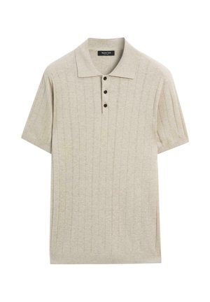 Polo beige à manches courtes avec côtes verticales et trois boutons foncés sur la patte de boutonnage.