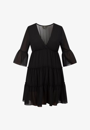 Melnas kleitas dziļa V-veida kakla izgriezums, trīs ceturtdaļu kuplās piedurknes, griezti ar volāniem un viegls, caurspīdīgs audums.