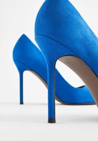 Next FOREVER COMFORT POINT TOE COURT REGULAR FIT - Decolleté - blue