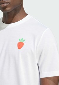 adidas Performance TENNIS GRAPHIC  - Camiseta deportiva - white