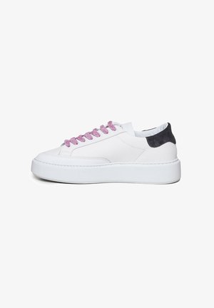 D.A.T.E. SFERA - Sneakers basse - bianco nero