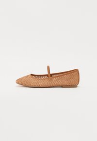 MAJORCA - Ballerina's - tan raffia