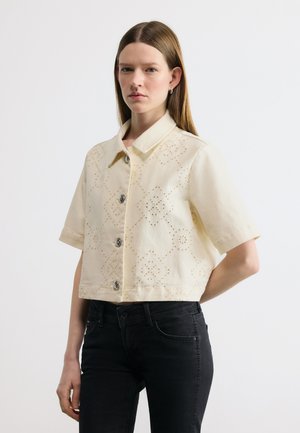 SHORT SLEEVE BUTTON FRONT COLLARED JACKET - Suvejakk - eggnog