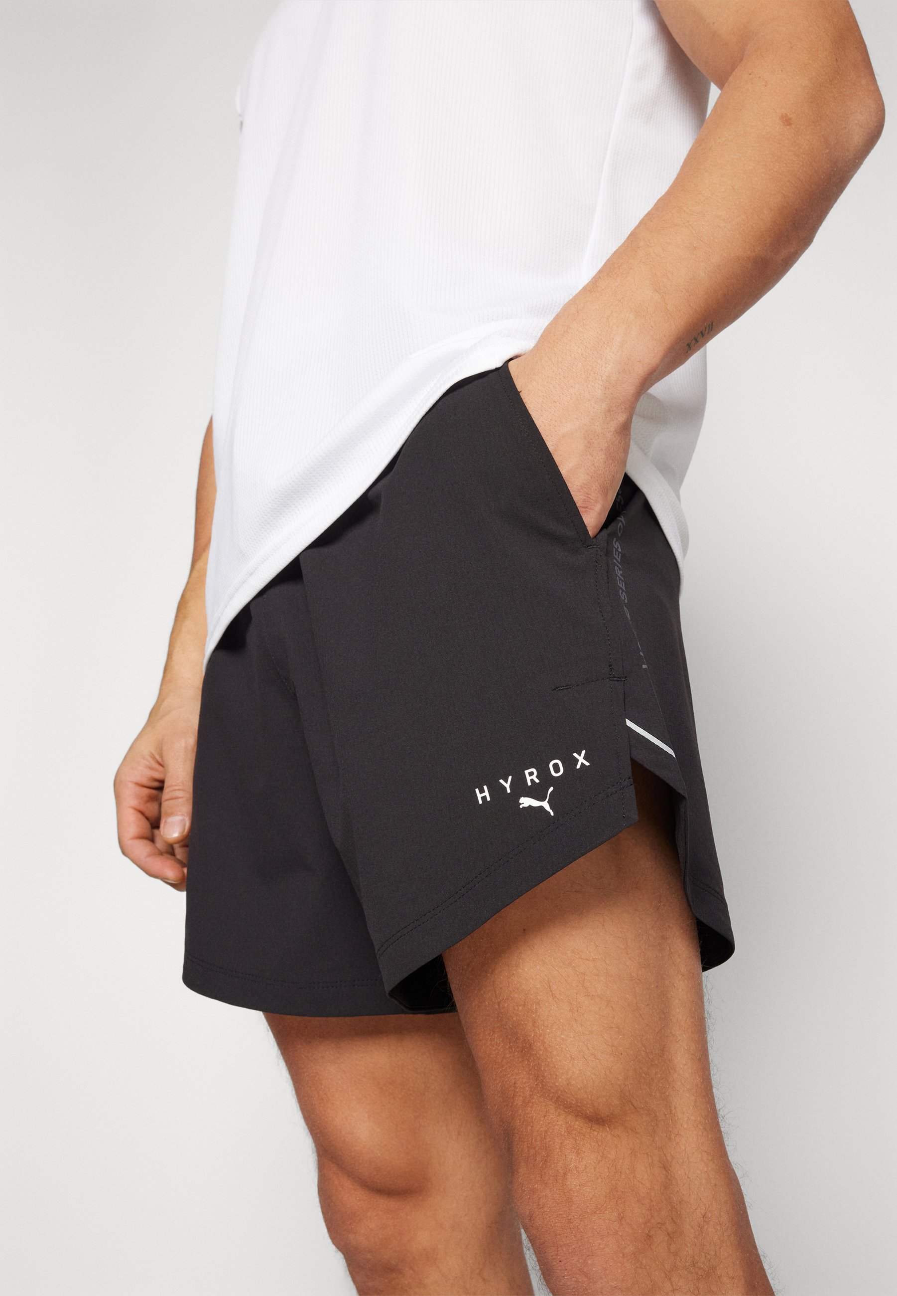 Puma HYROX SHORT - Korte broeken - black/zwart - Zalando.nl