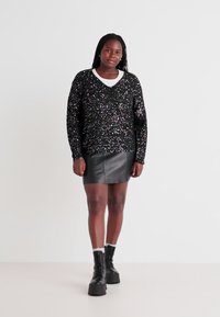 Vero Moda Curve VMCLEILANI  - Strickpullover - black