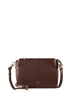 Borsa a tracolla in pelle marrone con finitura testurizzata, chiusura con zip, tracolla regolabile e un piccolo emblema dorato sul davanti.